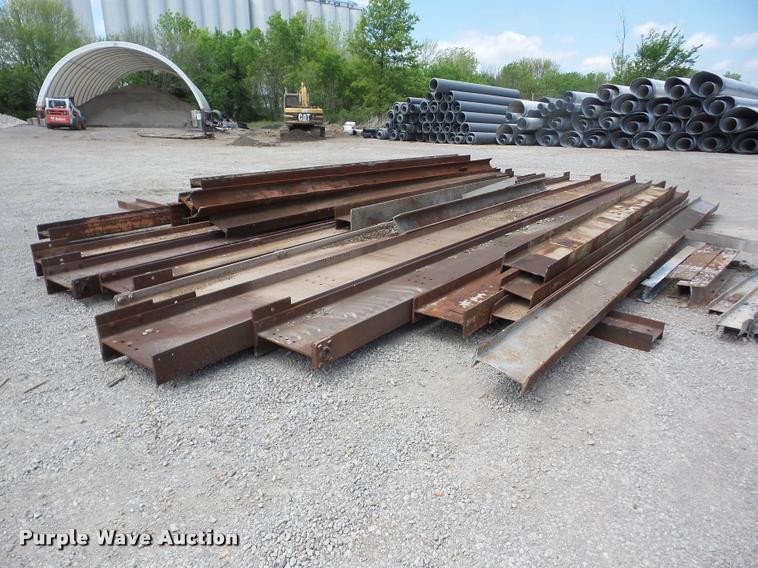 image for item BI9736 I-beams