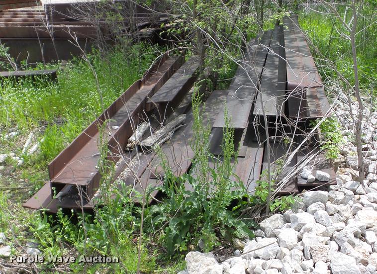 image for item BI9736 I-beams