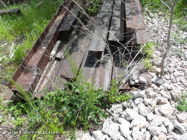 image for item BI9736 I-beams