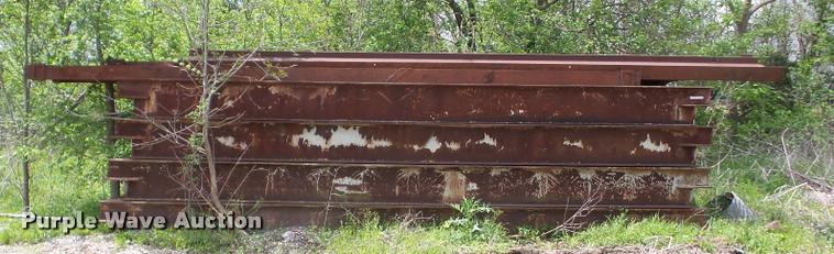 image for item BI9737 Temporary bridge crossing