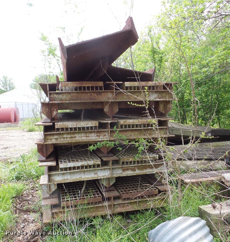 image for item BI9737 Temporary bridge crossing