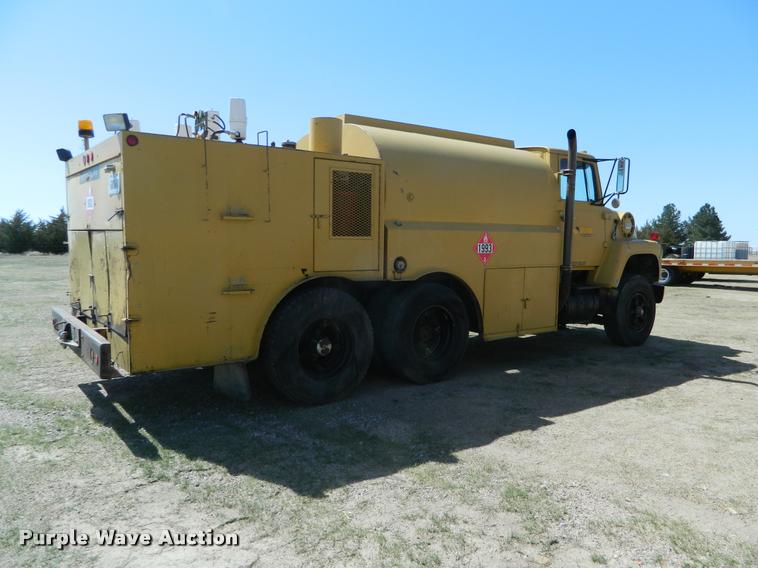 image for item BQ9752 1975 Ford fuel and lube truck