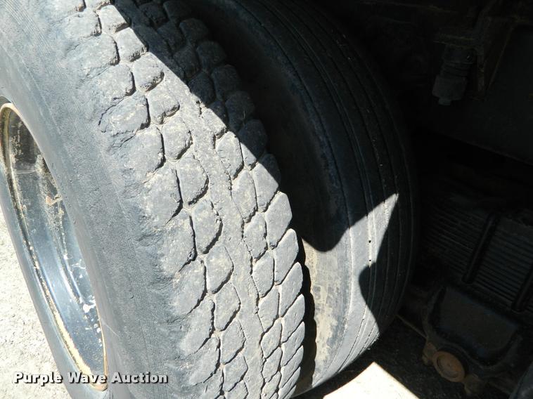 image for item BQ9752 1975 Ford fuel and lube truck