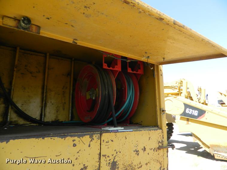 image for item BQ9752 1975 Ford fuel and lube truck