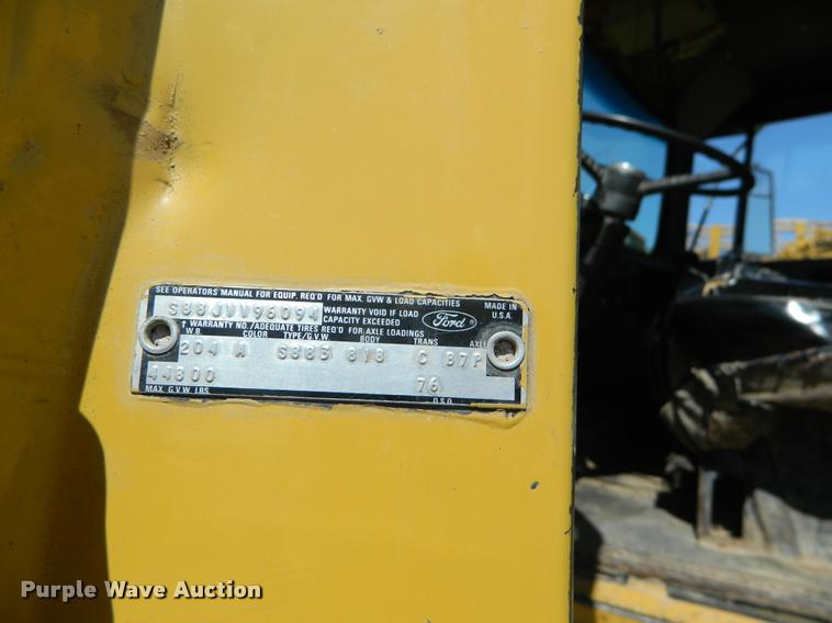 image for item BQ9752 1975 Ford fuel and lube truck