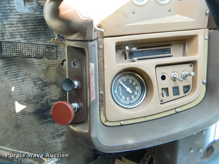 image for item BQ9752 1975 Ford fuel and lube truck