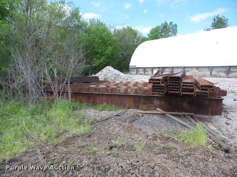 image for item BZ9728 I-beams