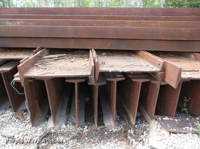 image for item BZ9728 I-beams