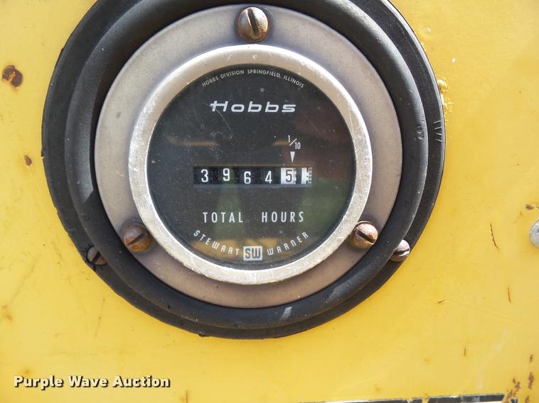 image for item CB9964 Vermeer BC1250 wood chipper