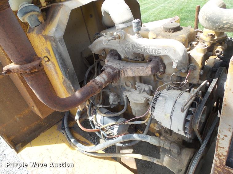 image for item CB9964 Vermeer BC1250 wood chipper