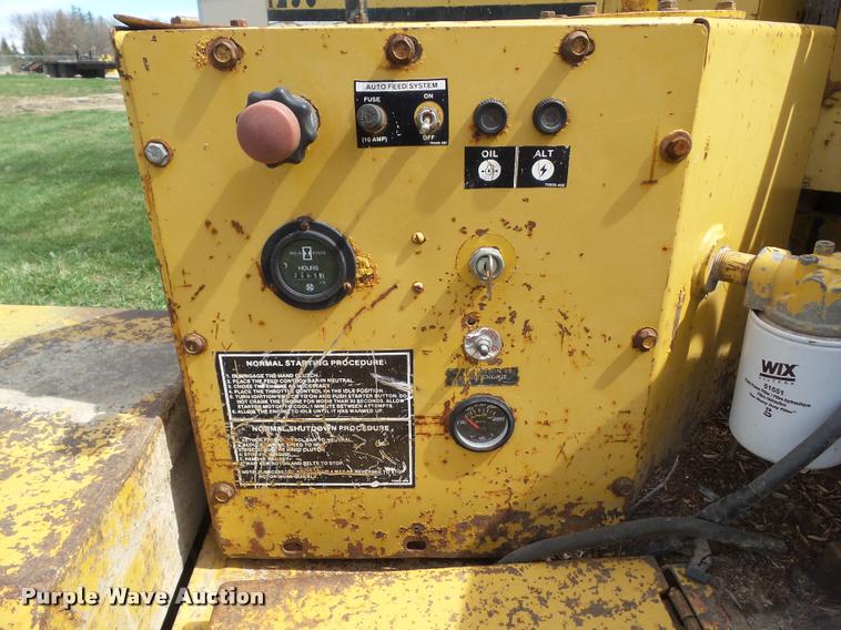 image for item CB9965 Vermeer BC1250 wood chipper