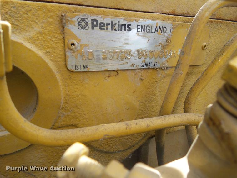 image for item CB9965 Vermeer BC1250 wood chipper