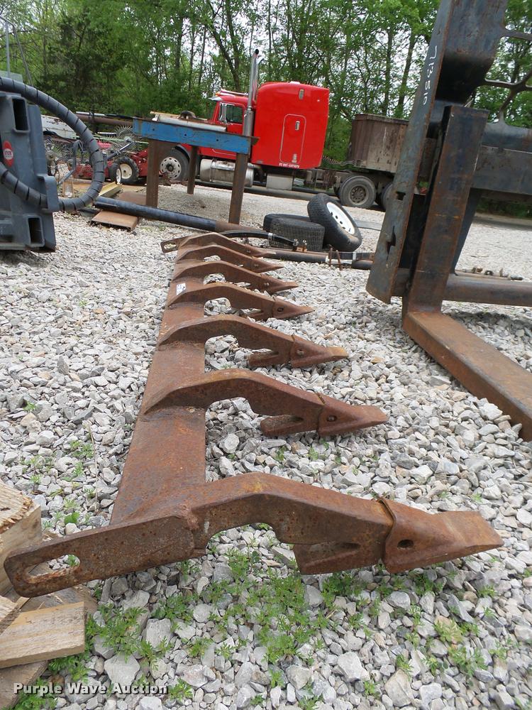 Skid Steer Bucket Teeth Near Me at James Slape blog