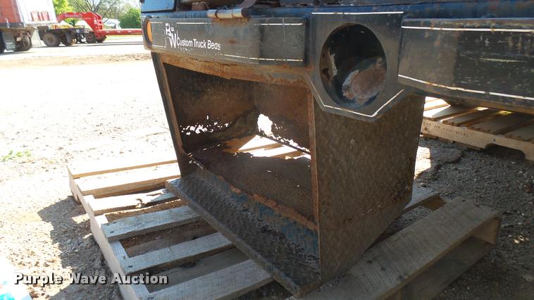 image for item DA0476 B&W flatbed