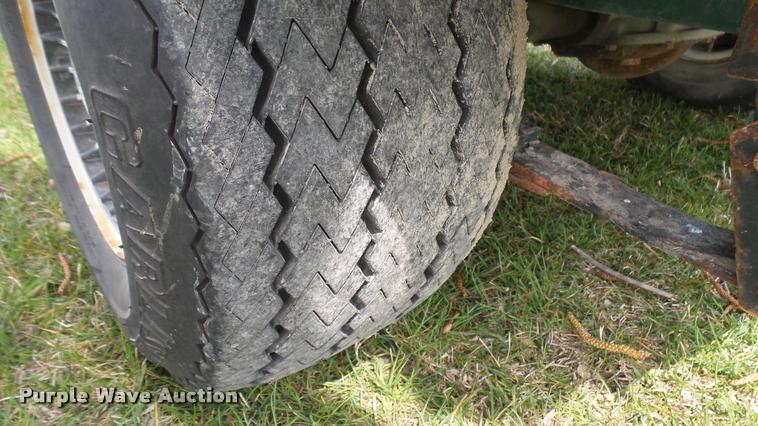 image for item DA0480 EZ GO utility golf cart