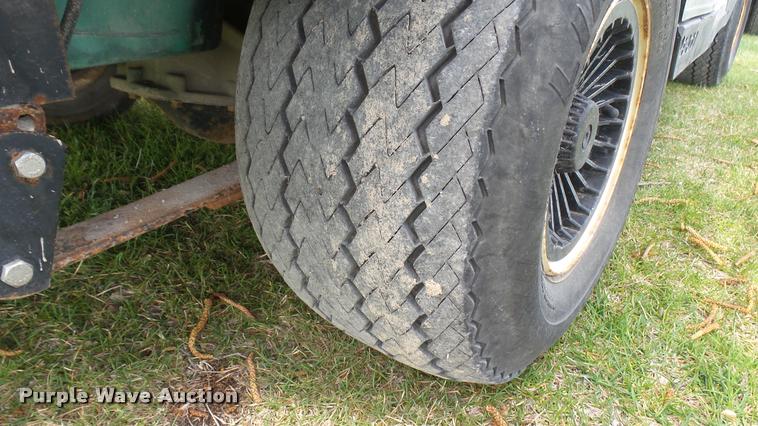 image for item DA0481 EZ GO golf cart