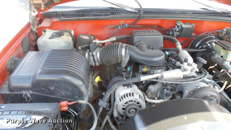 image for item DA0483 1997 Chevrolet 1500 Ext. Cab pickup truck