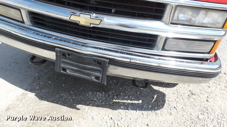 image for item DA0483 1997 Chevrolet 1500 Ext. Cab pickup truck
