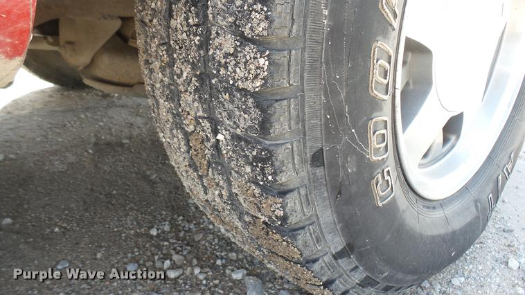 image for item DA0483 1997 Chevrolet 1500 Ext. Cab pickup truck