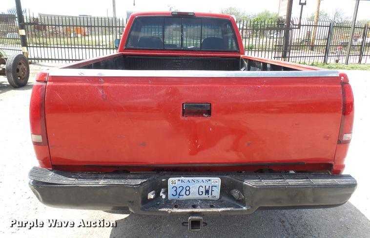 image for item DA0484 1994 Chevrolet 1500 pickup truck