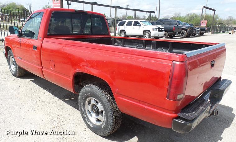 image for item DA0484 1994 Chevrolet 1500 pickup truck