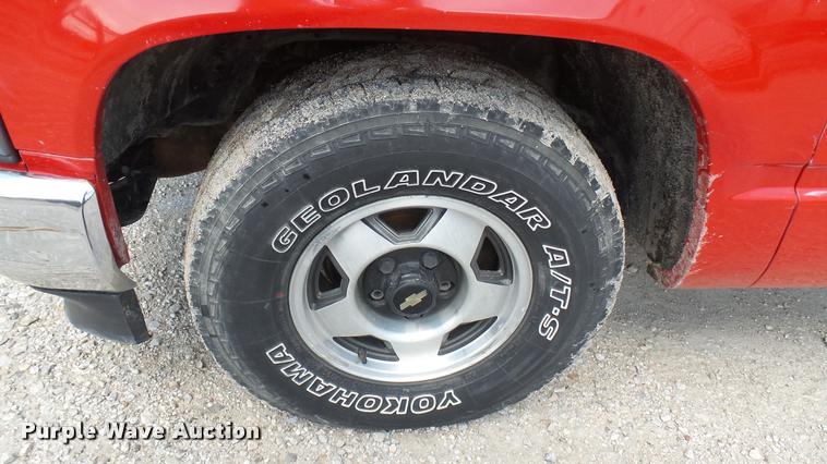 image for item DA0484 1994 Chevrolet 1500 pickup truck
