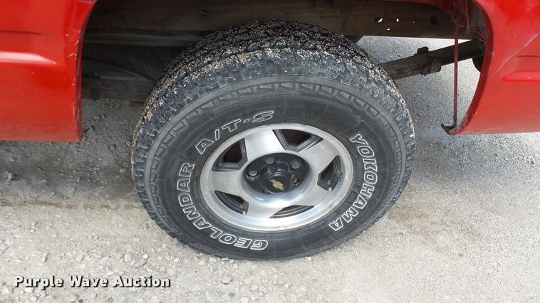 image for item DA0484 1994 Chevrolet 1500 pickup truck
