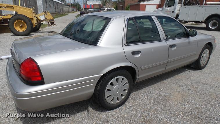 image for item DA0490 2009 Ford Crown Victoria Police Interceptor