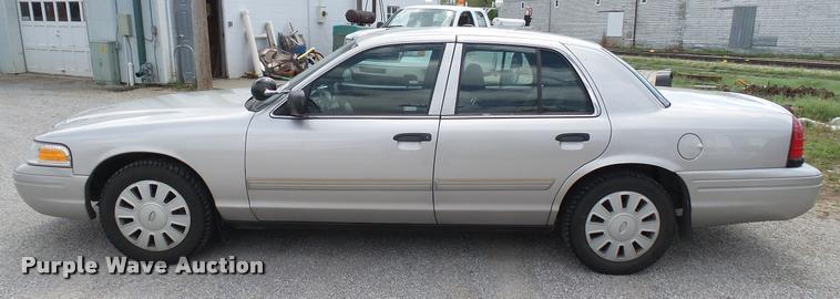 image for item DA0490 2009 Ford Crown Victoria Police Interceptor