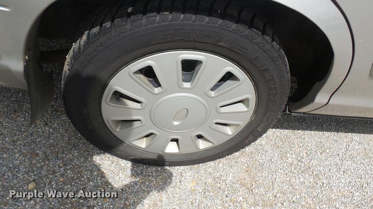 image for item DA0490 2009 Ford Crown Victoria Police Interceptor