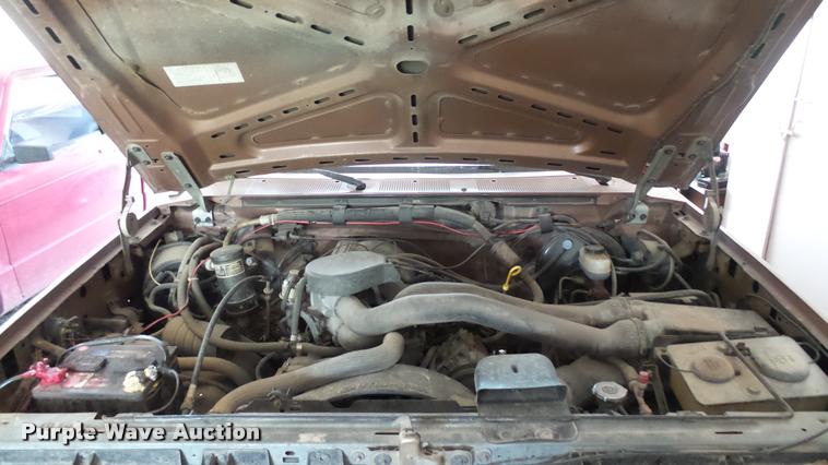 image for item DA0491 1991 Ford F150 pickup truck