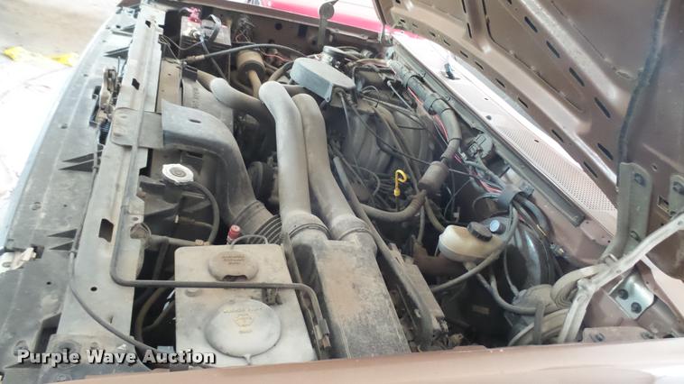 image for item DA0491 1991 Ford F150 pickup truck