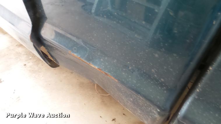 image for item DA0492 1998 Dodge Dakota Club Cab pickup truck