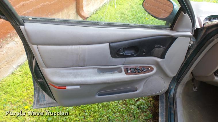 image for item DA0493 1999 Buick Regal