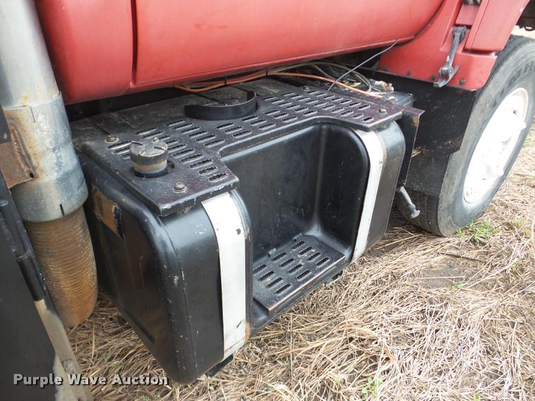 image for item DA1857 1991 GMC TopKick service truck