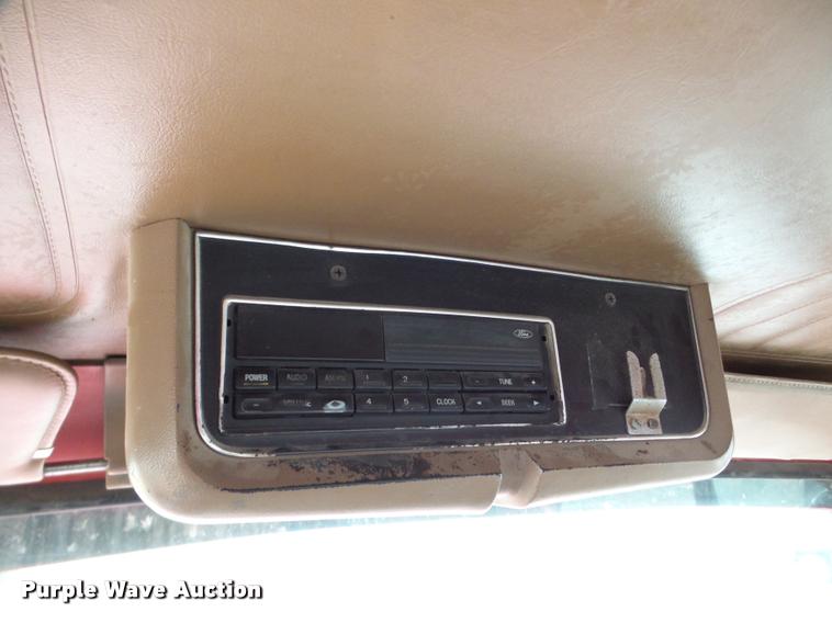 image for item DA1861 1995 Ford LN8000 dump flatbed truck