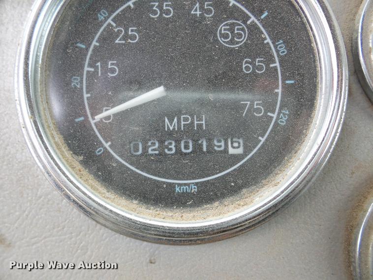 image for item DA1861 1995 Ford LN8000 dump flatbed truck