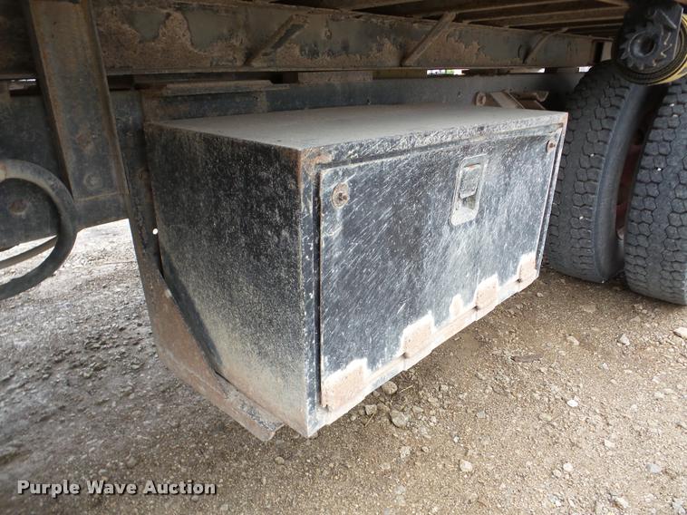 image for item DA1861 1995 Ford LN8000 dump flatbed truck