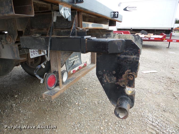 image for item DA1861 1995 Ford LN8000 dump flatbed truck