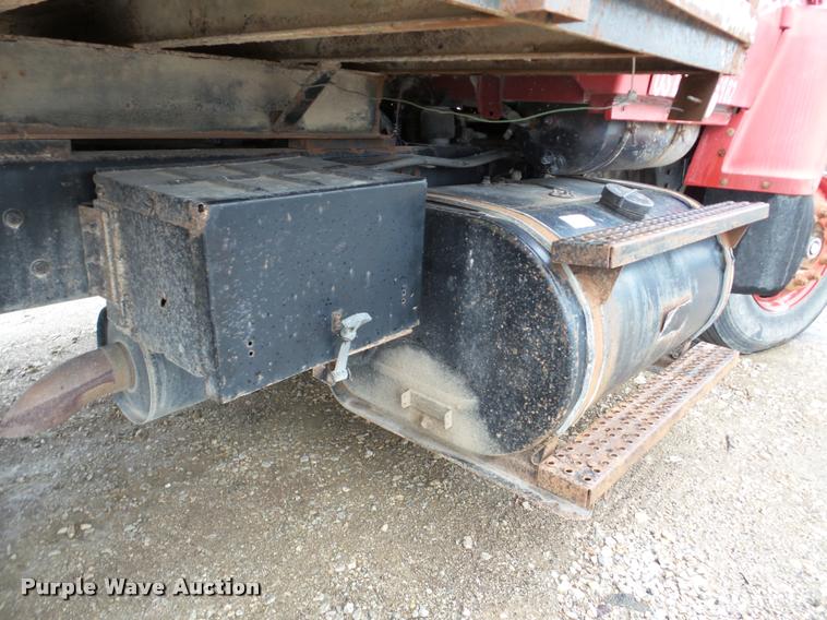 image for item DA1861 1995 Ford LN8000 dump flatbed truck