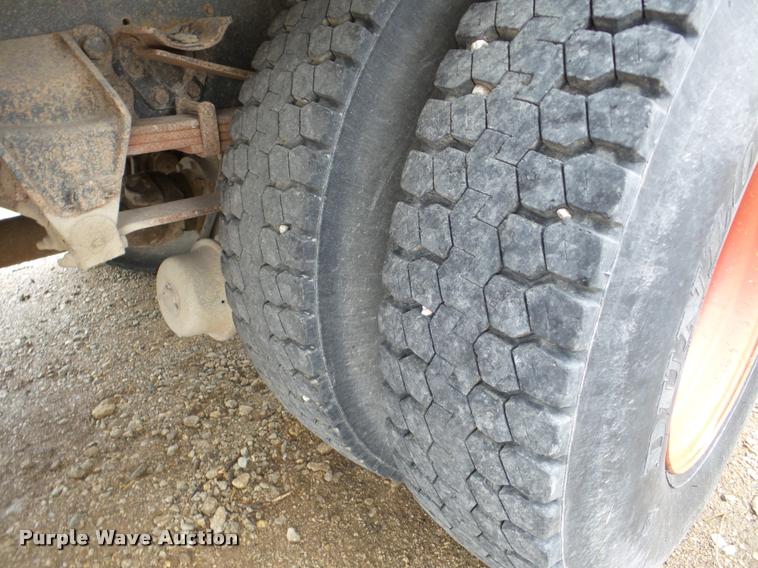 image for item DA1861 1995 Ford LN8000 dump flatbed truck