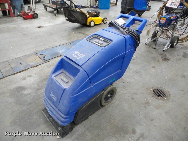 Alto Image Ergoex carpet cleaner in Topeka, KS Item DA1915 sold