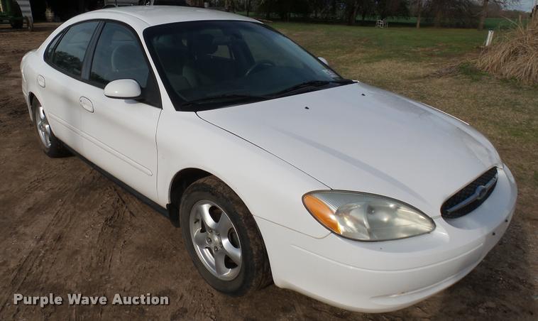 image for item DA2243 2002 Ford Taurus SE