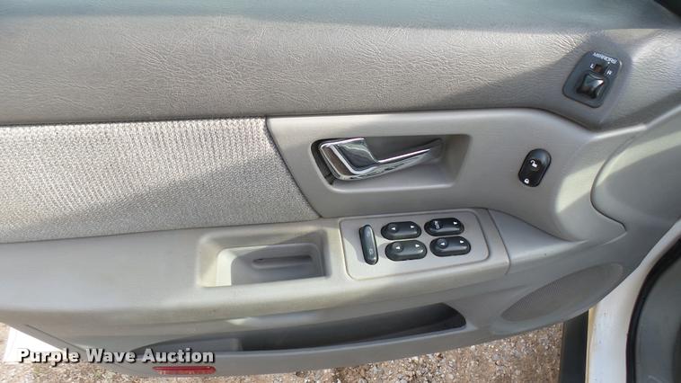 image for item DA2243 2002 Ford Taurus SE