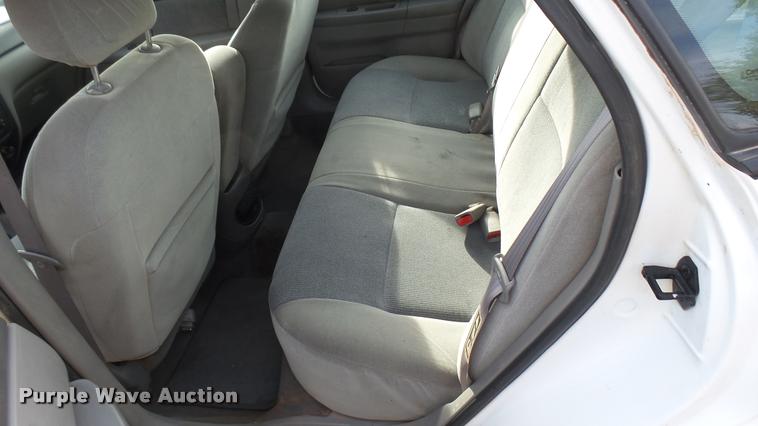 image for item DA2243 2002 Ford Taurus SE