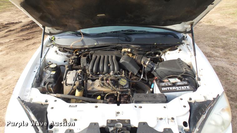 image for item DA2243 2002 Ford Taurus SE