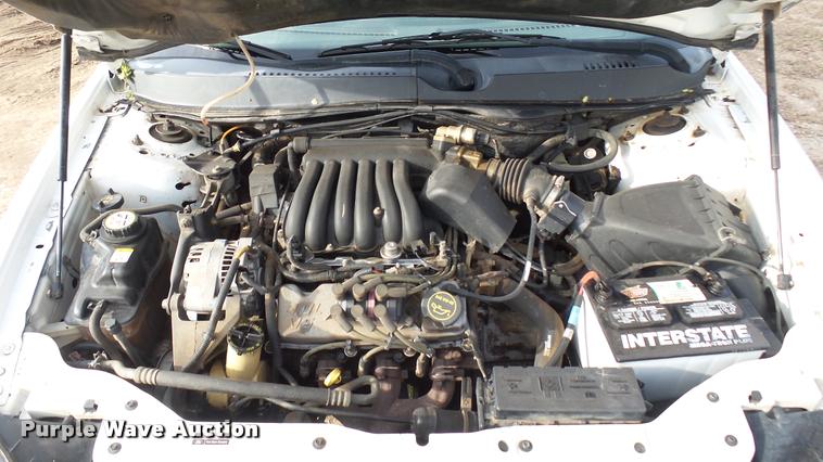 image for item DA2243 2002 Ford Taurus SE