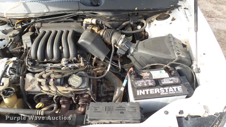 image for item DA2243 2002 Ford Taurus SE