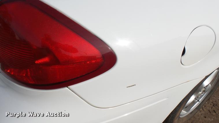 image for item DA2243 2002 Ford Taurus SE