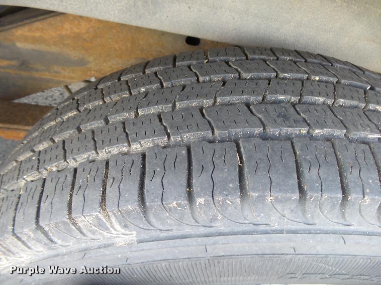 image for item DA2649 2000 Chevrolet Express 2500 Extended Cargo shuttle bus